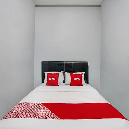 Hotel O Beda Arga Near Rs Royal Prima Ayahanda Медан Екстериор снимка